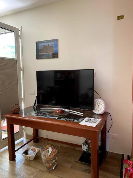 Casa Woow Apartment Carini Ngoại thất bức ảnh
